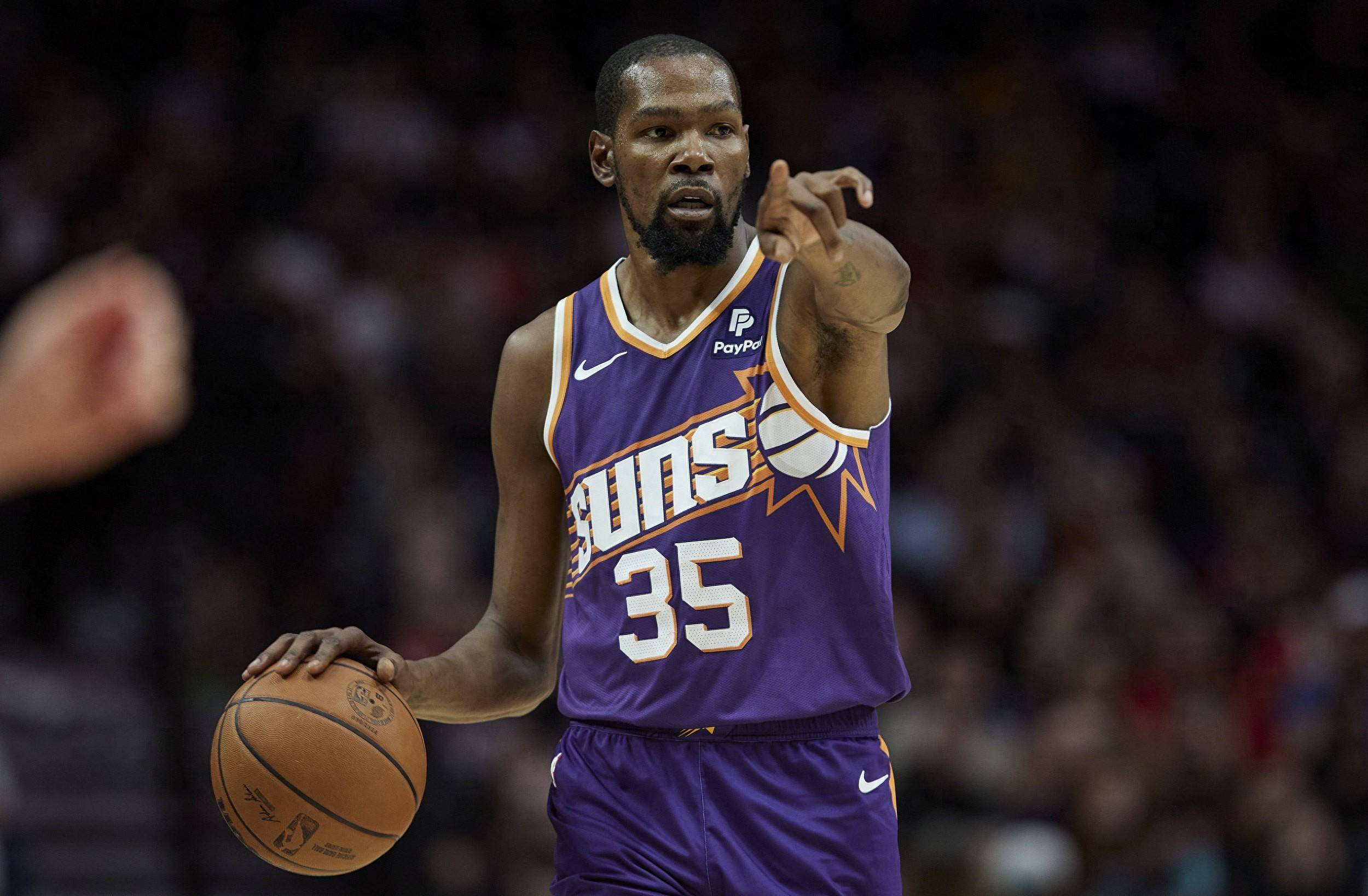 意甲官方：阿莱格里当选上月最佳主帅，率队3胜1平保持不败（意甲官方评选：阿莱格里获上月最佳教练，带队3胜1平延续不败）