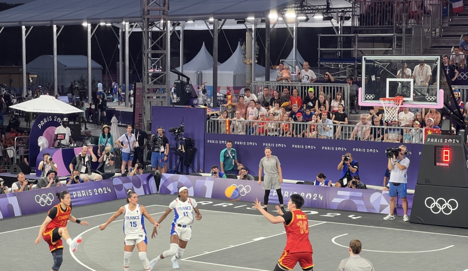 怀特复出力助阿森纳争冠，枪手伤病潮下的坚强回应（怀特复归助阿森纳冲冠，伤病潮中枪手强势回击）