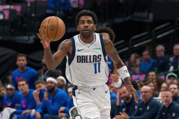 前教练：萨内性格非常敏感，纳格尔斯曼不应该公开说他（前主帅称萨内性格敏感，纳格尔斯曼不宜公开点评）