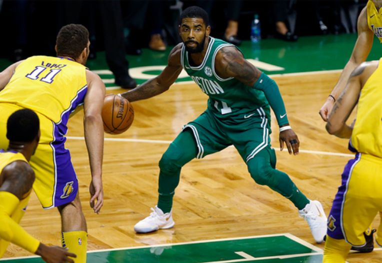 每体：经检查卡萨多的伤势非常轻微，巴萨不会发布公告解释（每体：检查显示卡萨多伤情轻微，巴萨不会另发声明）