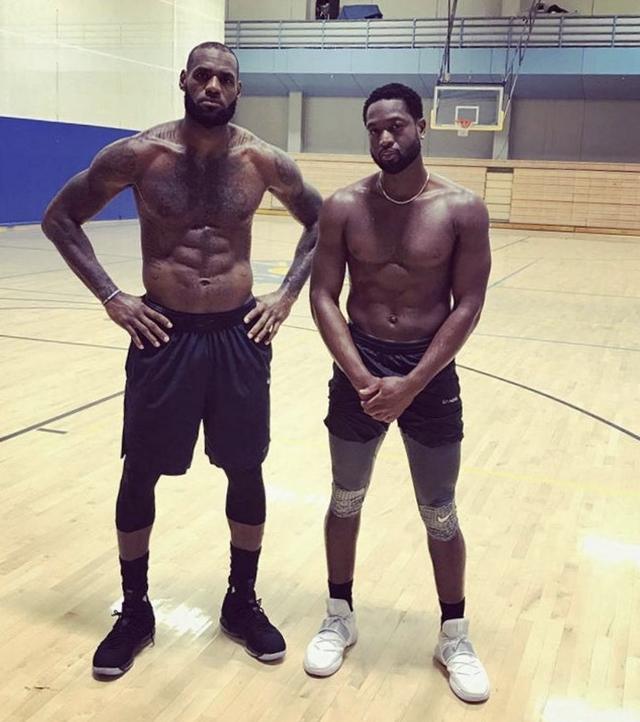 伯恩茅斯VS切尔西：黑马风暴对决蓝军豪门，活力球场生死博弈（伯恩茅斯对阵切尔西：黑马冲击蓝军豪门，活力球场上演生死之战）